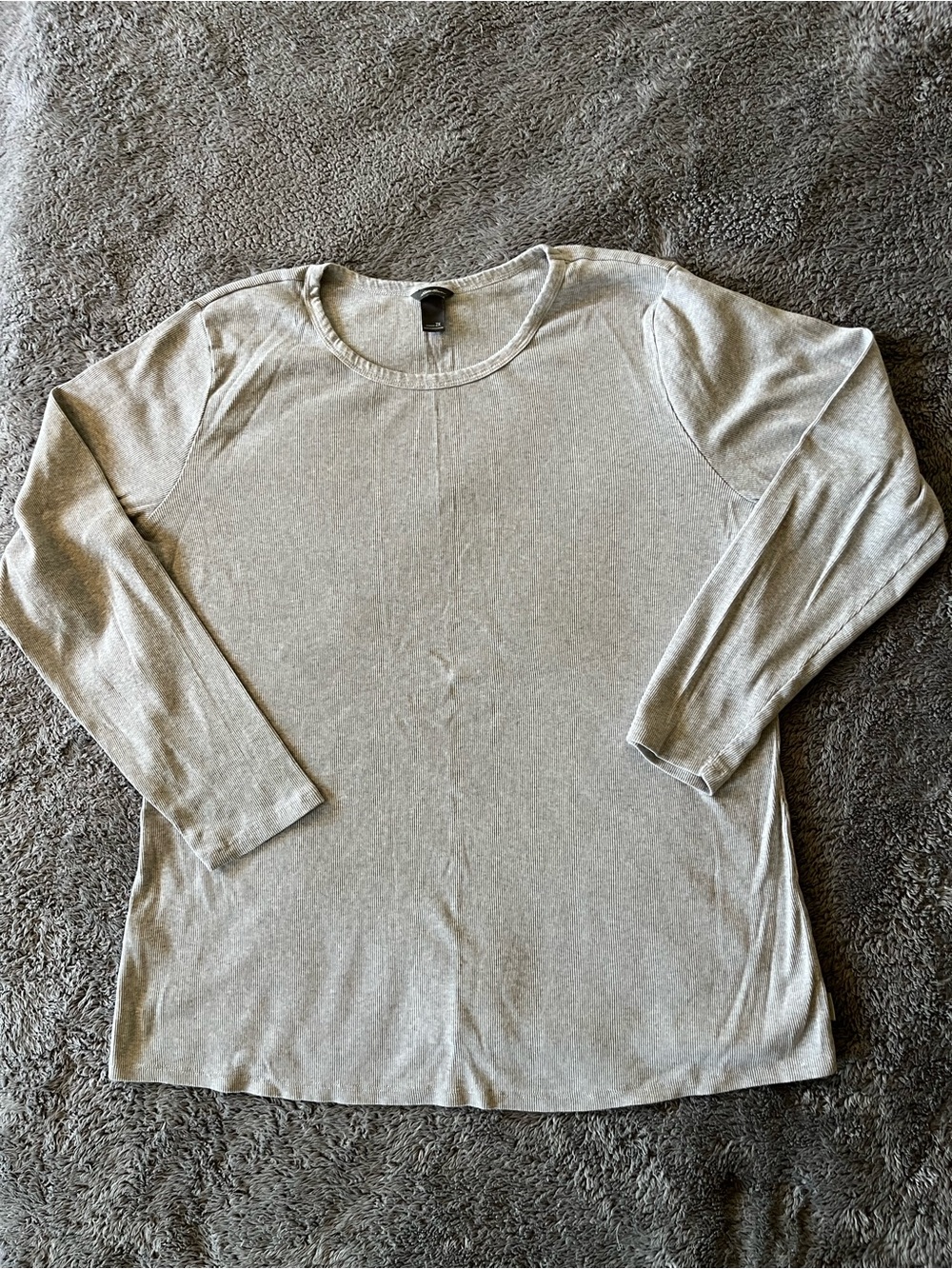 Eddie Bauer Light Gray Long-Sleeve Crewneck Top